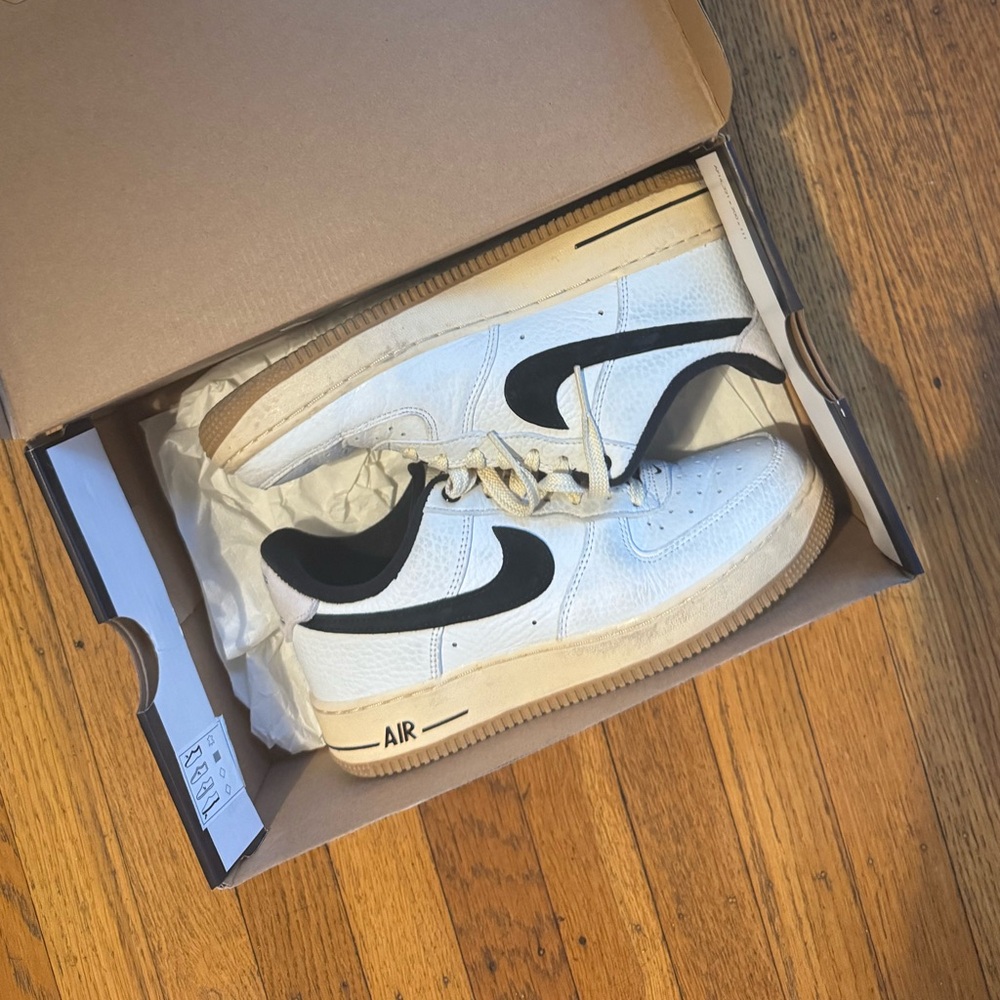 Women’s Nike Air Force 1 ‘07